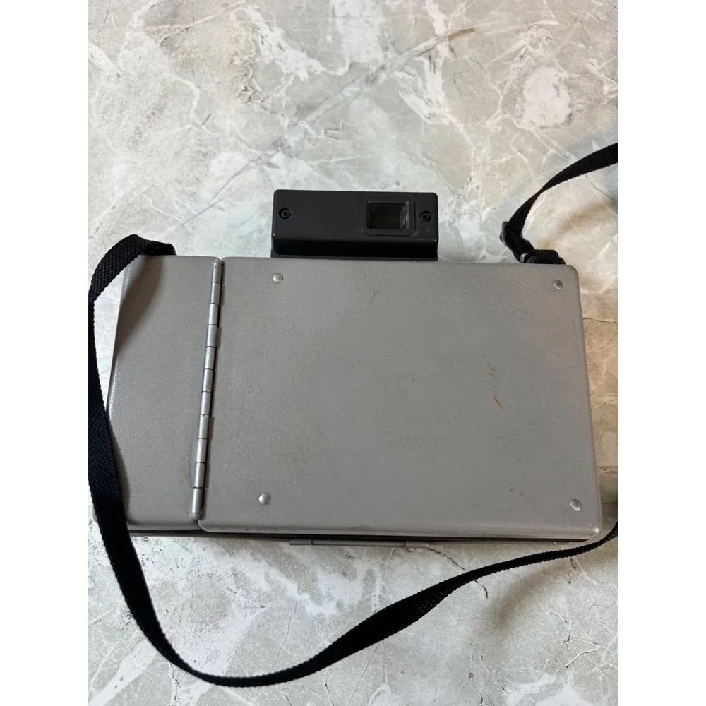 Vintage Polaroid‎ Land Camera Automatic 210 Instant Film Camera with Flash Unit